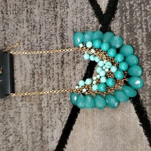 NWT Drama brand statement necklace with matching earrings
